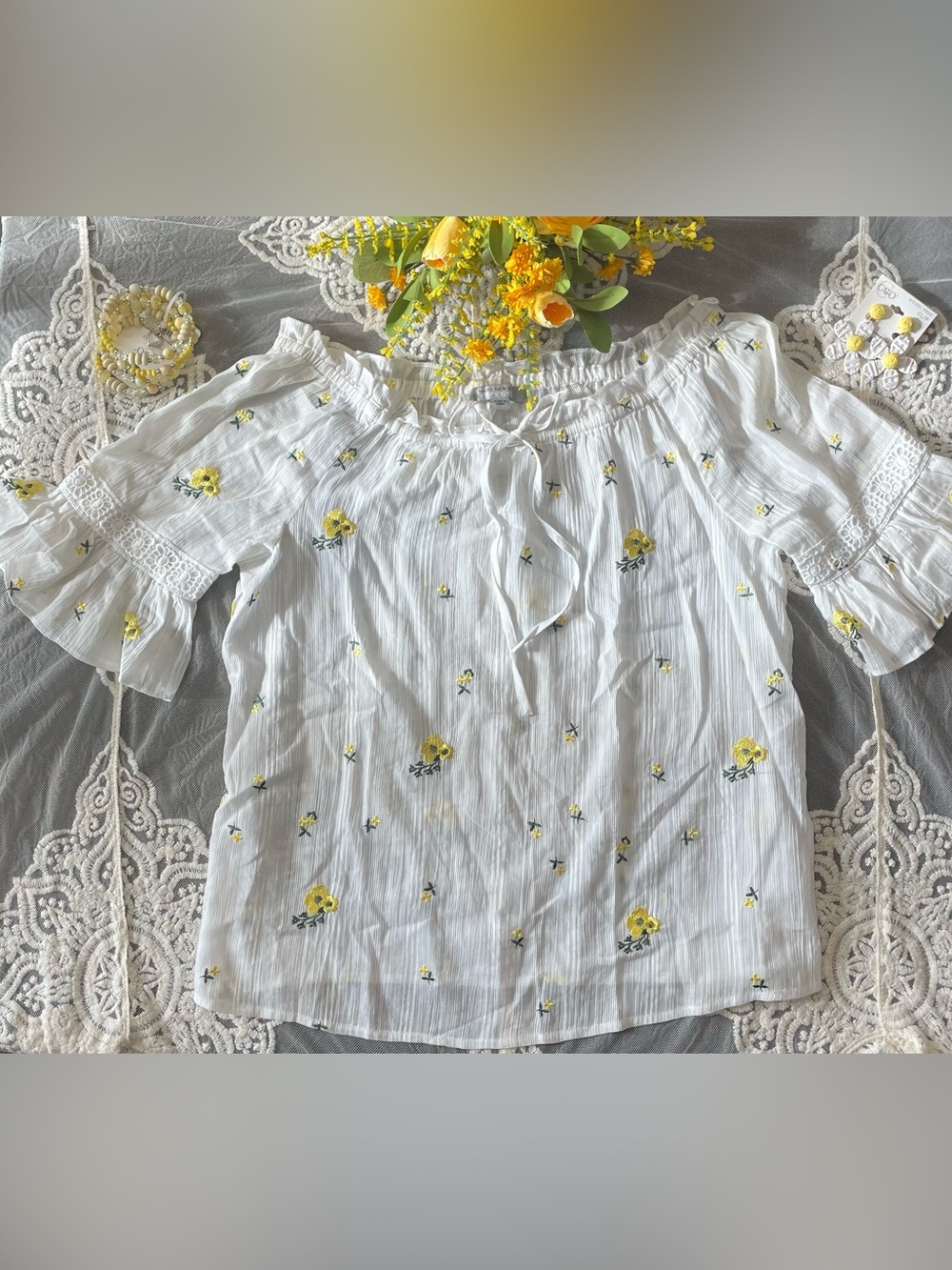 Marc New York White Peasant Top with Yellow Floral Accents